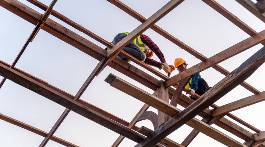 Expert new roof installation services in Friendsville, TN